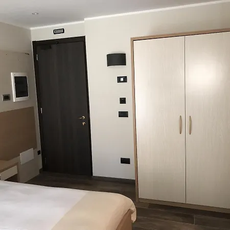 Le Cime Hotel Val Masino